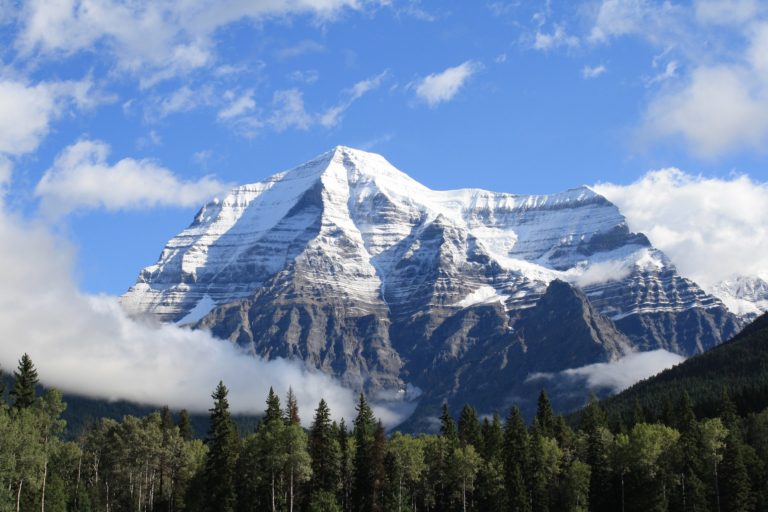 Pixaby_nature-2050885_1920 Mt Robson